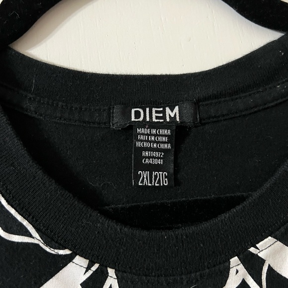 Diem tee. XXL - Picture 2 of 3